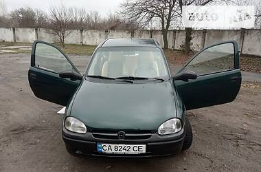 Хэтчбек Opel Corsa 1997 в Чигирине