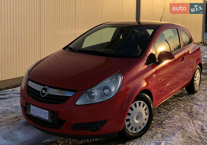 Хэтчбек Opel Corsa 2006 в Ковеле