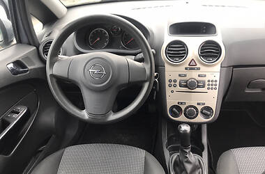 Хэтчбек Opel Corsa 2009 в Днепре