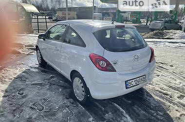 Хетчбек Opel Corsa 2011 в Львові