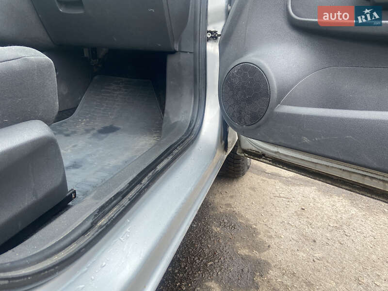 Хэтчбек Opel Corsa 2013 в Днепре