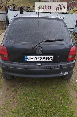 Хэтчбек Opel Corsa 1997 в Черновцах