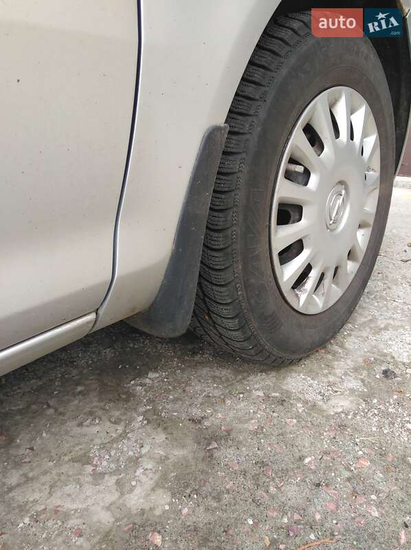 Хэтчбек Opel Corsa 2008 в Киеве