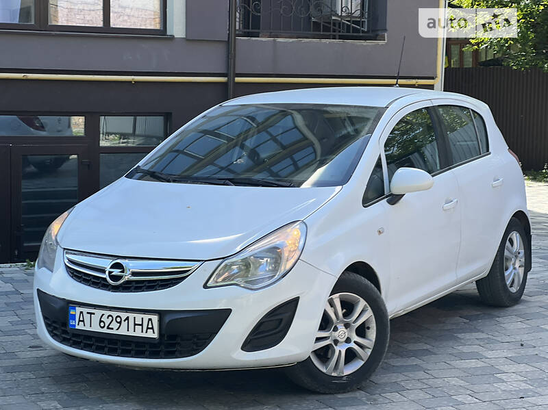 Хэтчбек Opel Corsa 2012 в Коломые