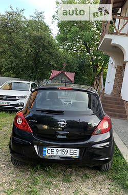 Хэтчбек Opel Corsa 2008 в 
