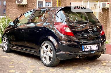 Хэтчбек Opel Corsa 2009 в Виннице