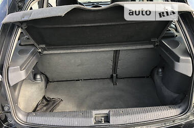 Хэтчбек Opel Corsa 2006 в 