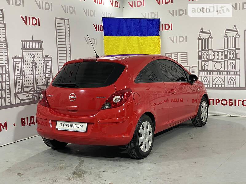 Хэтчбек Opel Corsa 2012 в Киеве