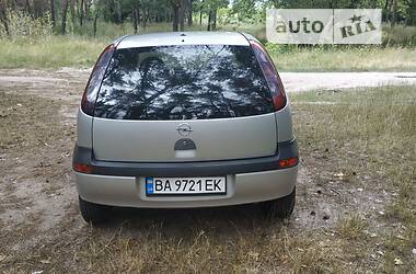 Хэтчбек Opel Corsa 2001 в Кропивницком