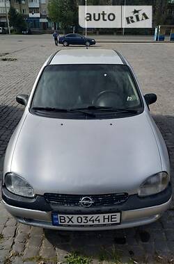 Хетчбек Opel Corsa 2000 в Кам'янець-Подільському