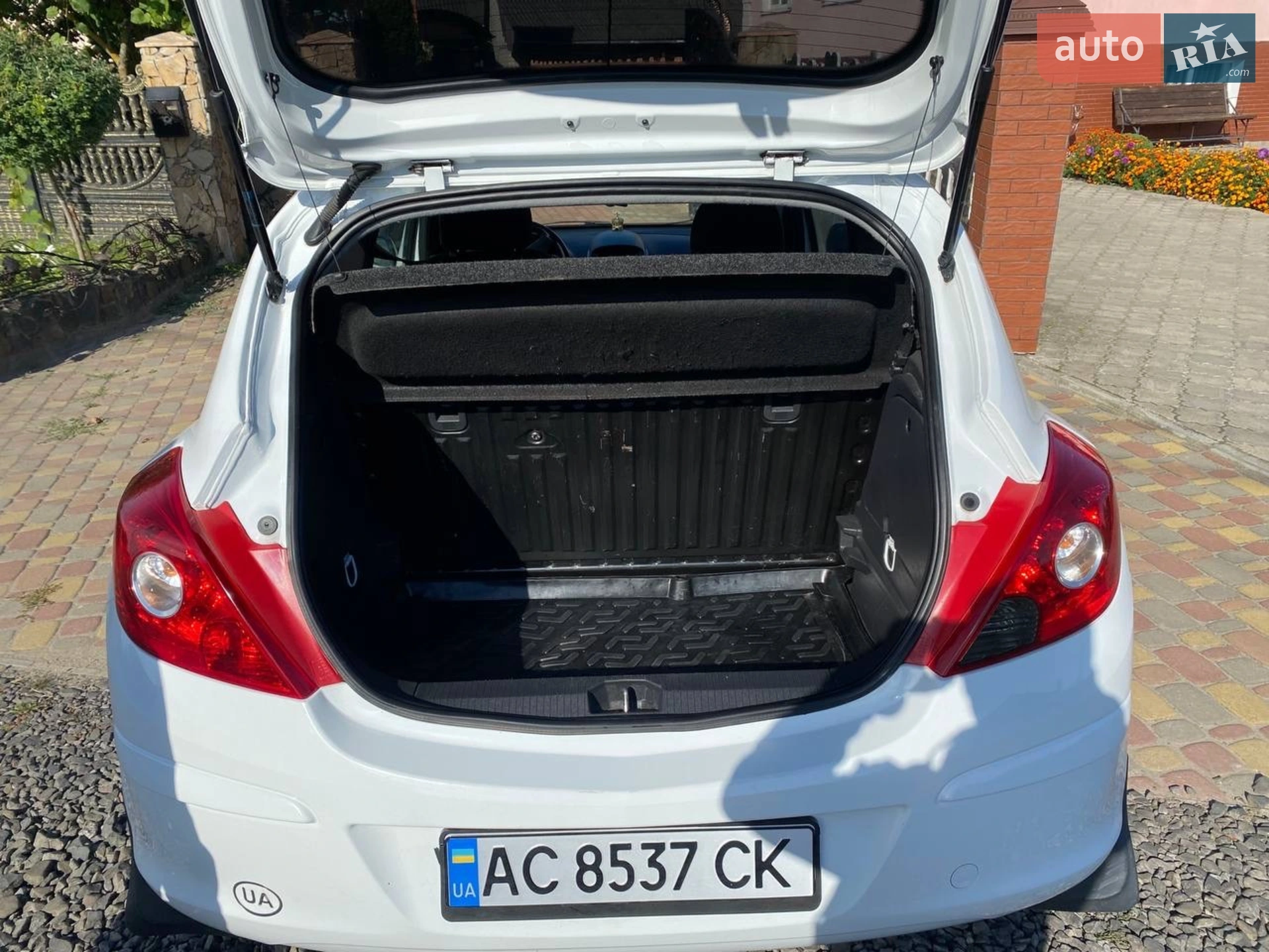 2014 Opel Corsa - мініатюра 8