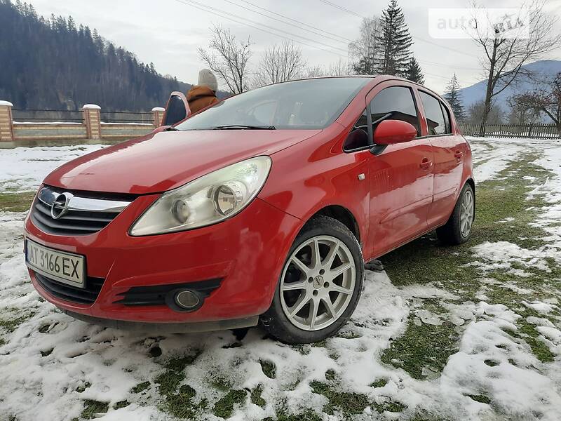 Хэтчбек Opel Corsa 2006 в Ивано-Франковске фото 3 Хэтчбек Opel Corsa 2006 в Ивано-Франковске