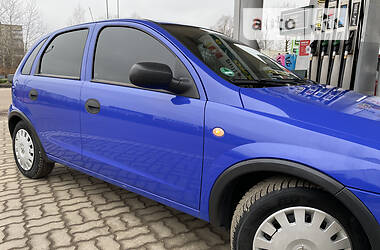 Хэтчбек Opel Corsa 2006 в Дрогобыче