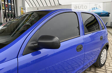 Хэтчбек Opel Corsa 2006 в Дрогобыче