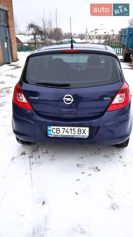 Хэтчбек Opel Corsa 2011 в Репках