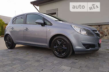 Хэтчбек Opel Corsa 2010 в Коломые