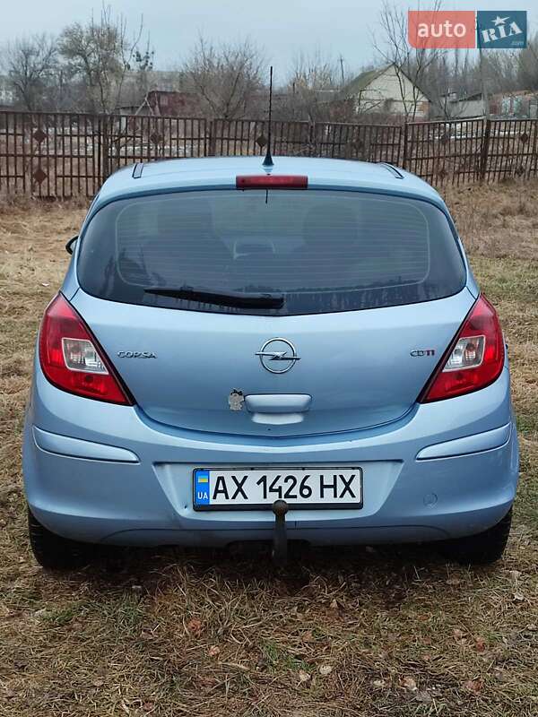 Хэтчбек Opel Corsa 2009 в Валках