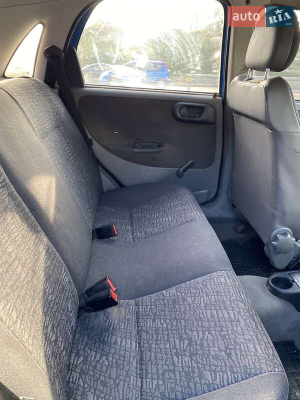 Хэтчбек Opel Corsa 2001 в Одессе