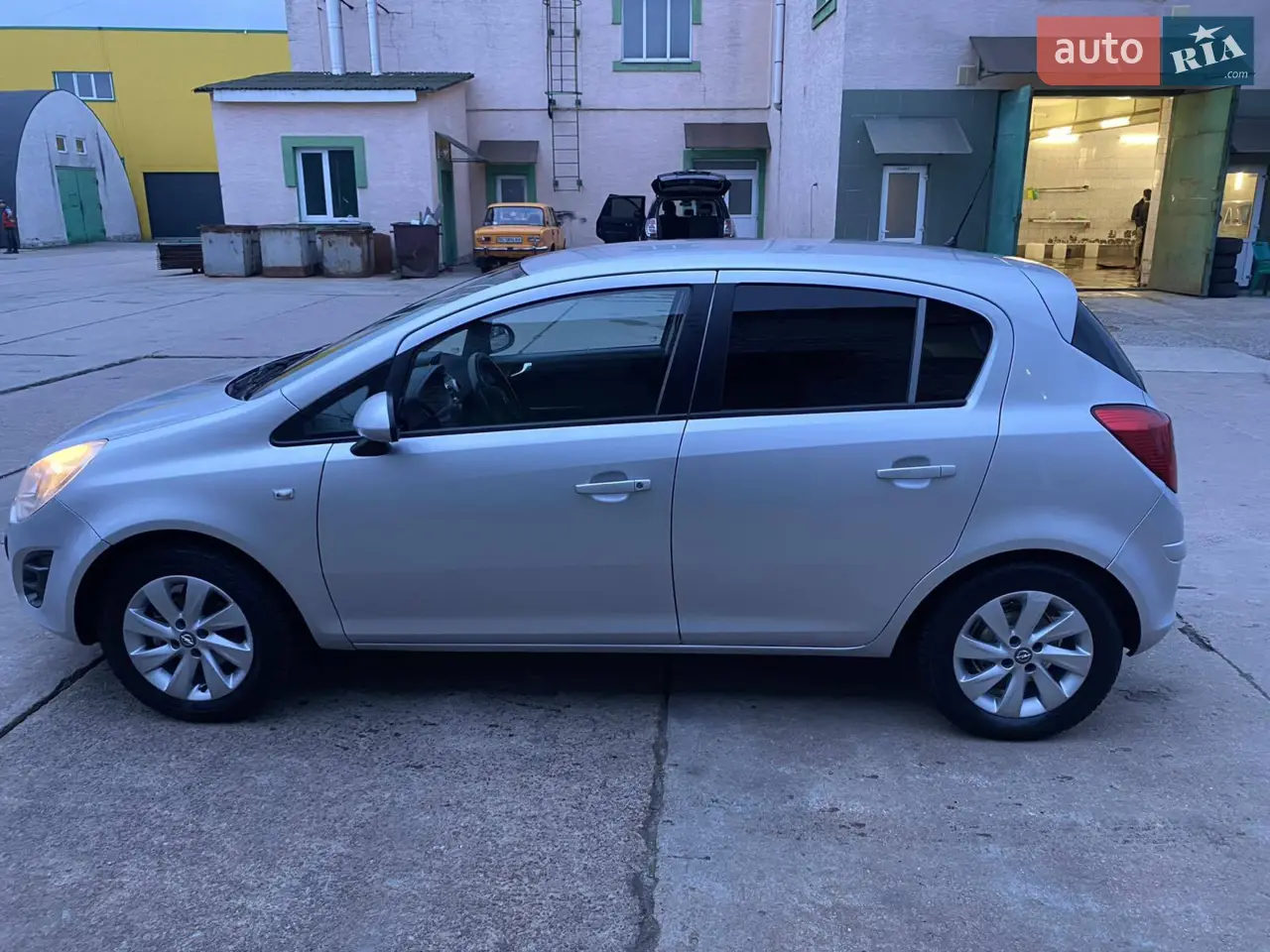 2011 Opel Corsa - мініатюра 12