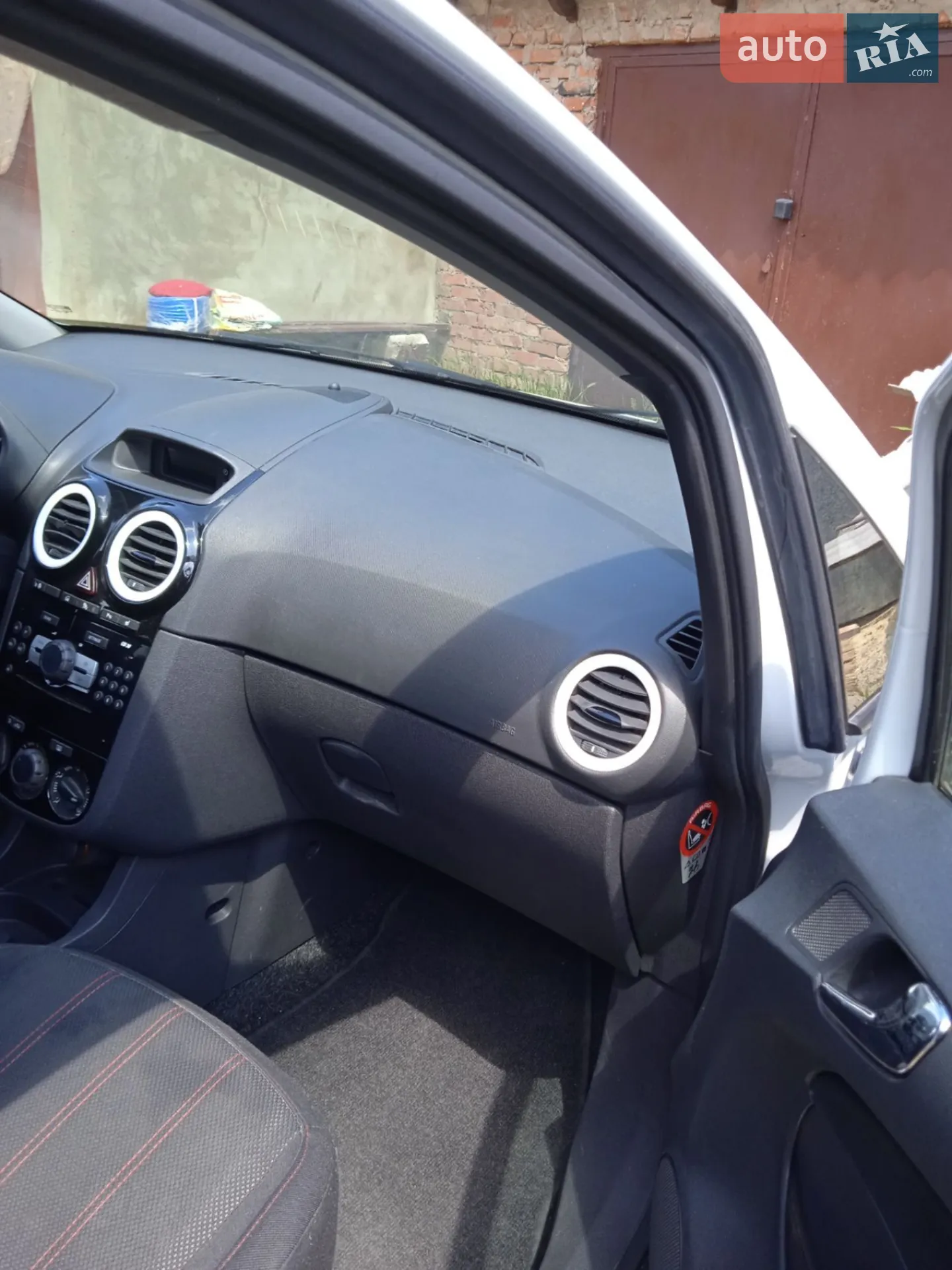 2010 Opel Corsa - мініатюра 8