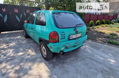 Хэтчбек Opel Corsa 1995 в 