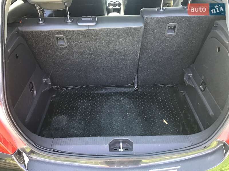 Хэтчбек Opel Corsa 2012 в Верховине фото 9 Хэтчбек Opel Corsa 2012 в Верховине