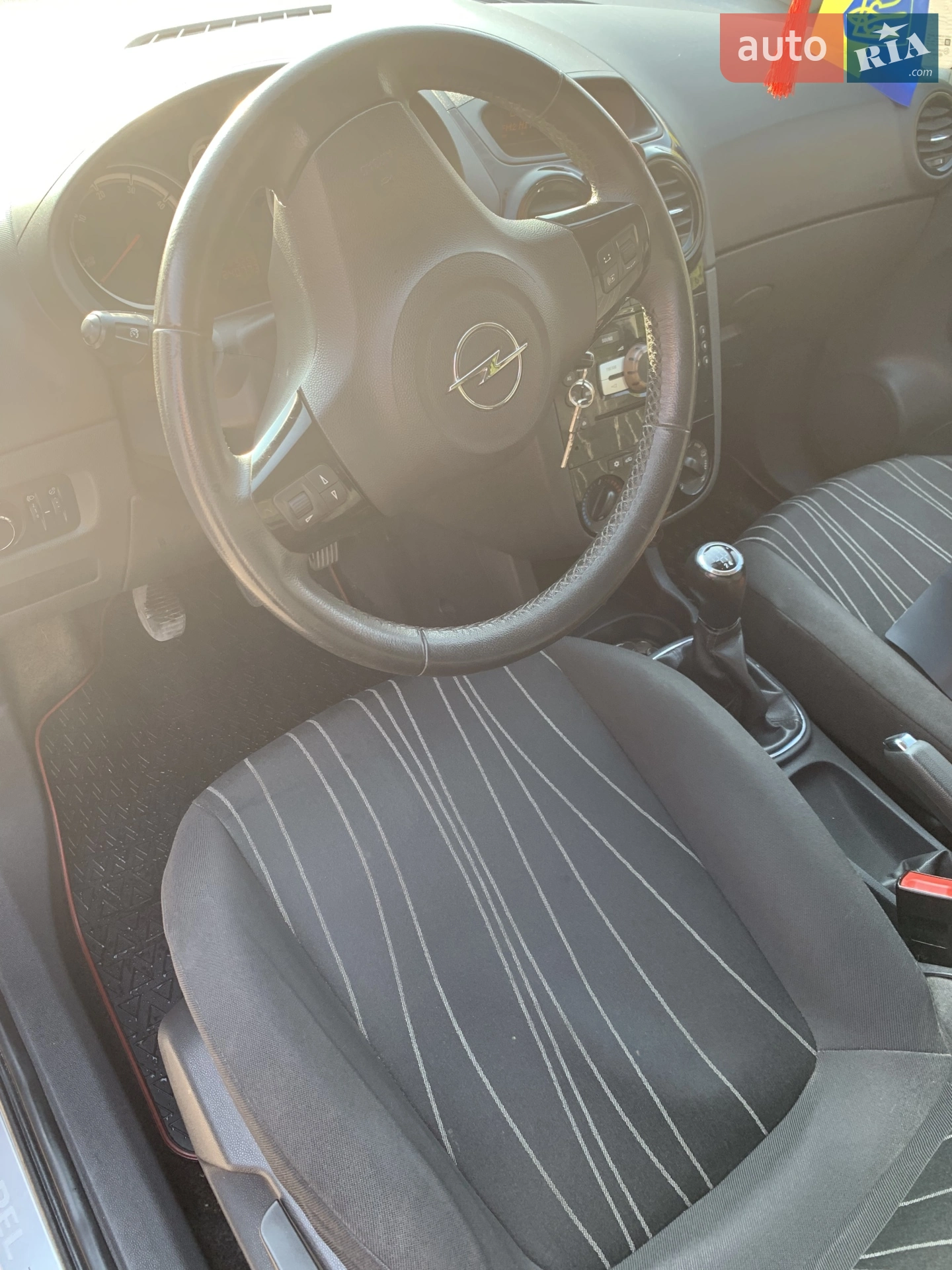 2011 Opel Corsa - мініатюра 8