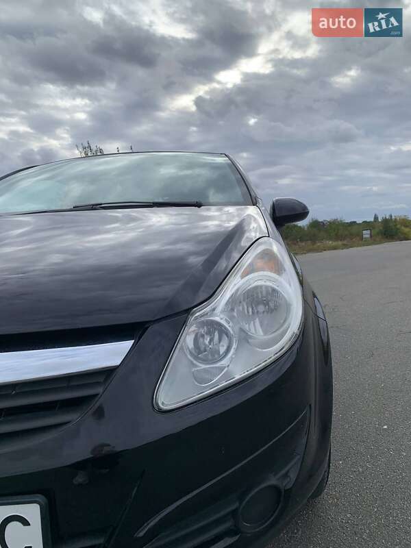 Хетчбек Opel Corsa 2008 в Ізяславі