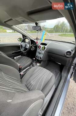 Хэтчбек Opel Corsa 2008 в 