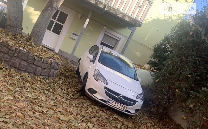 Хетчбек Opel Corsa 2015 в Києві