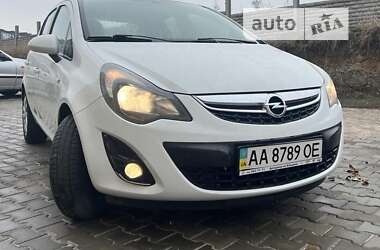 Хэтчбек Opel Corsa 2013 в Киеве