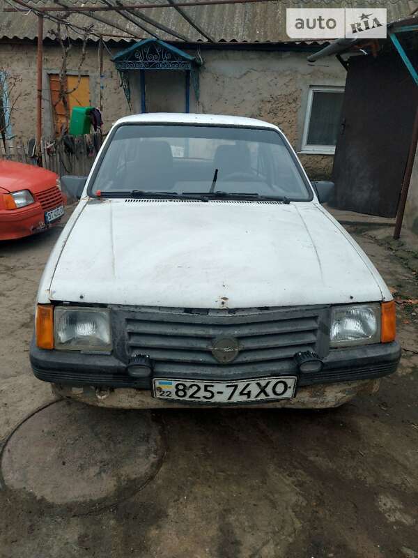 Хэтчбек Opel Corsa 1989 в Херсоне