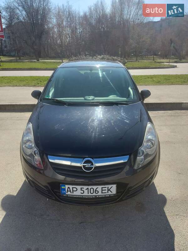Хэтчбек Opel Corsa 2010 в Запорожье