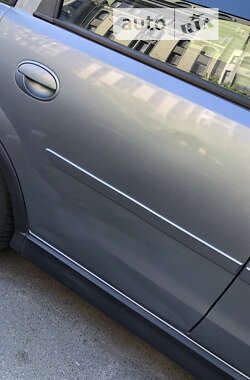 Хэтчбек Opel Corsa 2004 в 