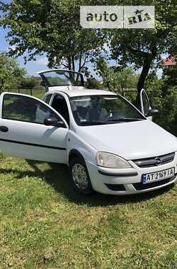 Хэтчбек Opel Corsa 2003 в Ивано-Франковске