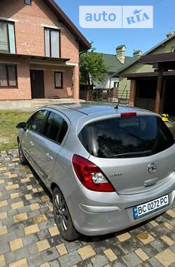 Хэтчбек Opel Corsa 2010 в Львове