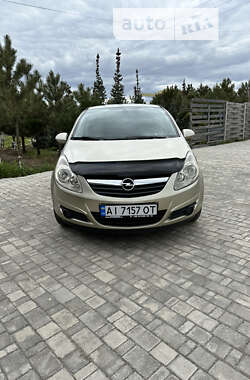 Хэтчбек Opel Corsa 2007 в Киеве