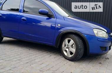 Хэтчбек Opel Corsa 2004 в Первомайске