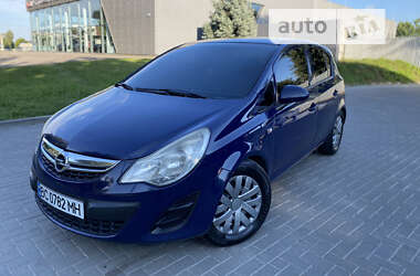 Хэтчбек Opel Corsa 2011 в 