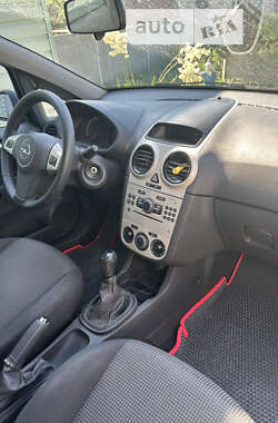 Хэтчбек Opel Corsa 2009 в Виннице