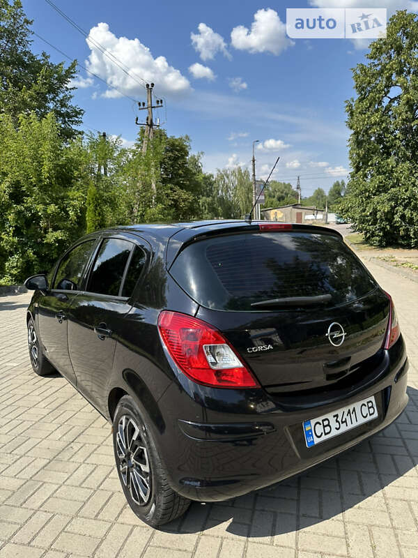 Хэтчбек Opel Corsa 2008 в Прилуках