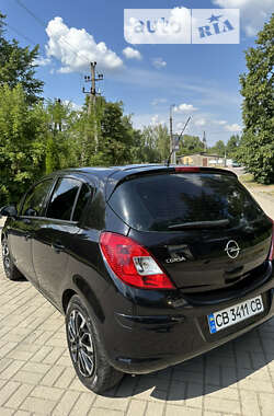 Хэтчбек Opel Corsa 2008 в 