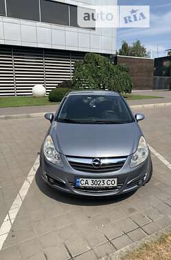 Хэтчбек Opel Corsa 2009 в Черкассах