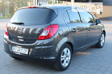 Хетчбек Opel Corsa 2013 в Івано-Франківську