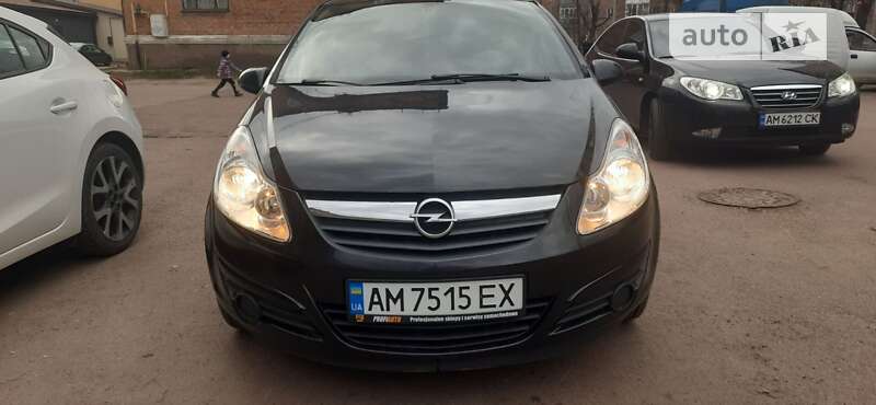 Хэтчбек Opel Corsa 2009 в Коростене