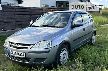 Хэтчбек Opel Corsa 2006 в Белогородке