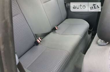 Хэтчбек Opel Corsa 2002 в 