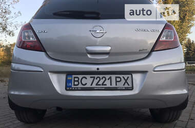 Хэтчбек Opel Corsa 2007 в Львове