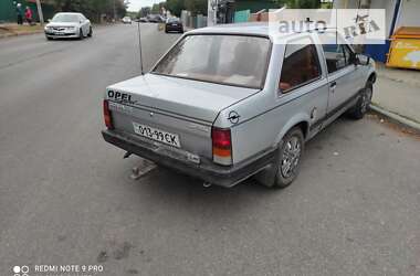 Седан Opel Corsa 1987 в Полтаве