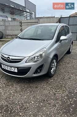 Хэтчбек Opel Corsa 2012 в Костополе